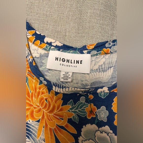 Highline Collective t-shirt, size S. - Picture 4 of 6